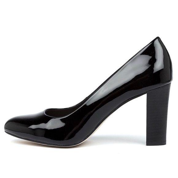 Vince Camuto Black Patent Heels - Picture 1 of 9